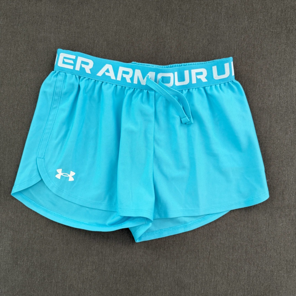 Under Armour Kids Aqua Athletic Shorts. Youth Medium
